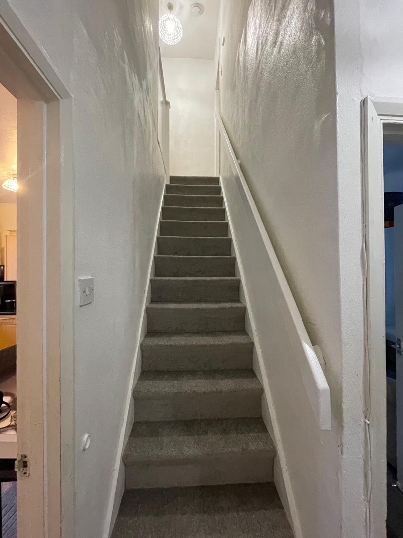 2-bed terraced in E12, Newham