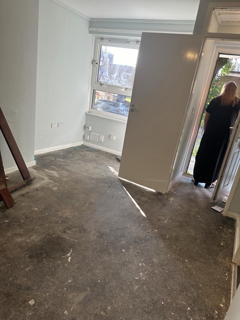 1-bed flat in OL1, Oldham