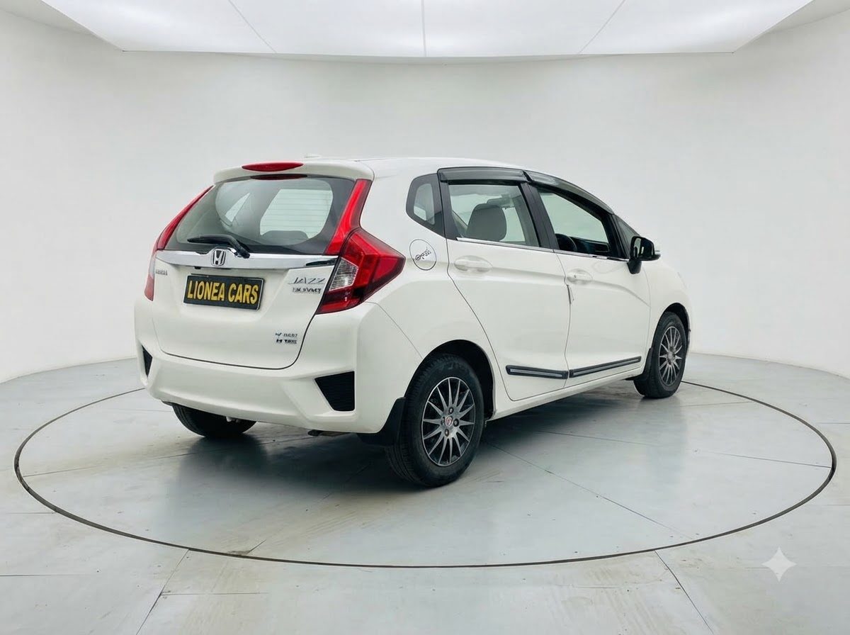 Honda Jazz White 2
