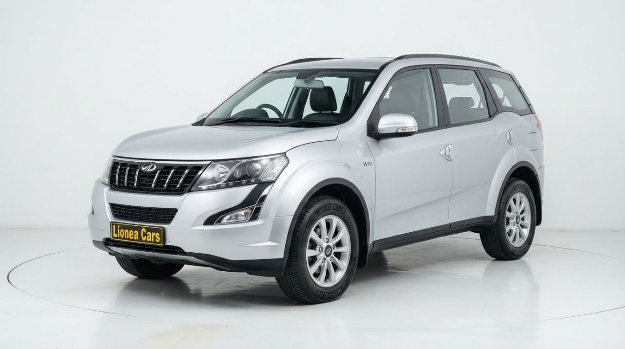Mahindra XUV 500 W6 2