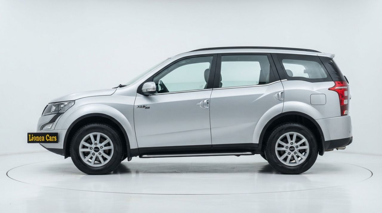 Mahindra XUV 500 W6 3