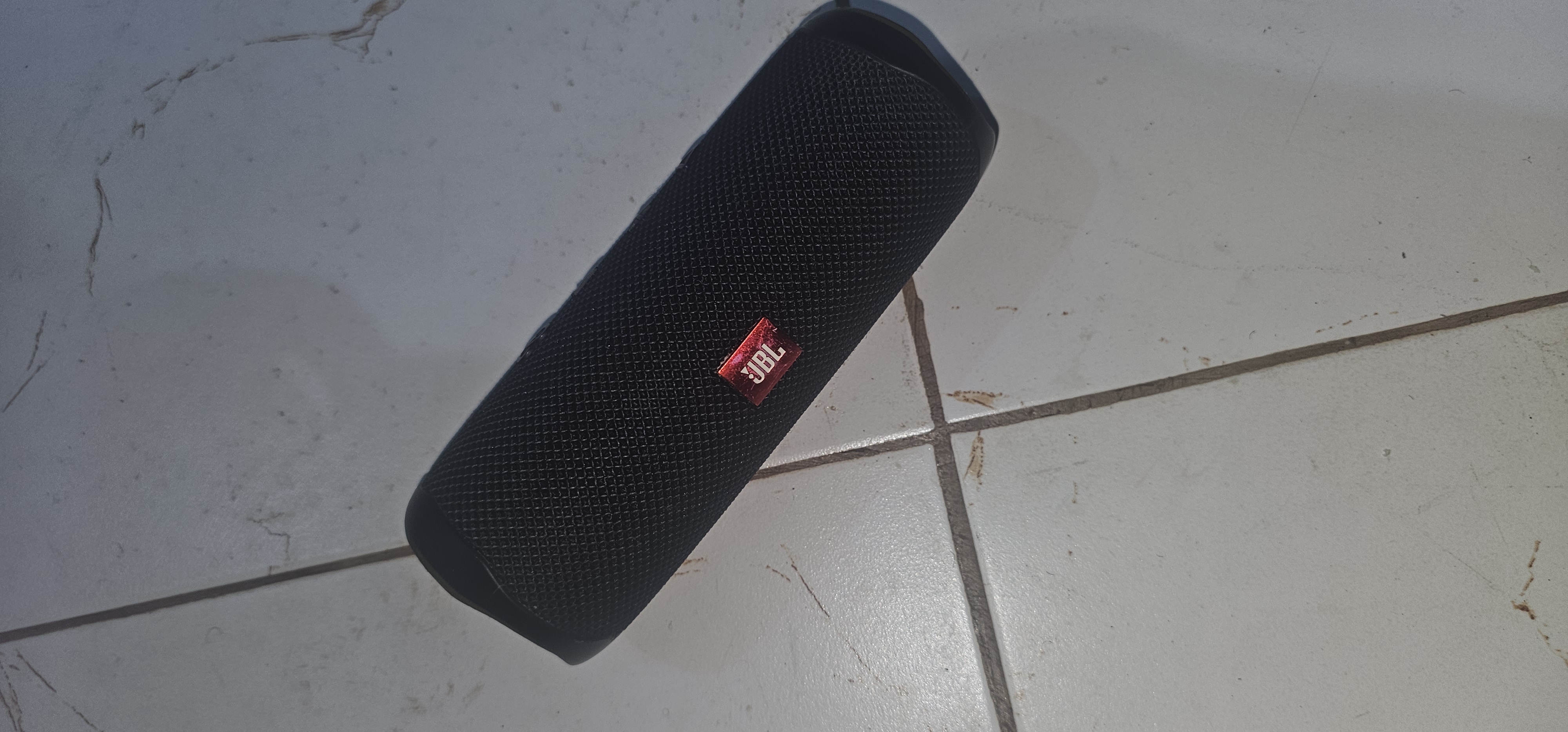 JBL speaker
