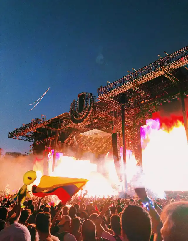 Portion boys 15-vuotisjuhlakiertue