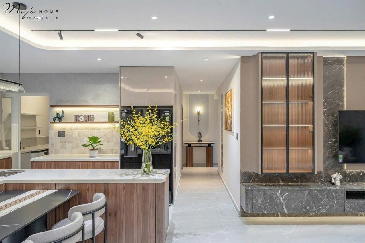 Green View Phu My Hung apartment for sale - 117m² fully furnished, 100% new