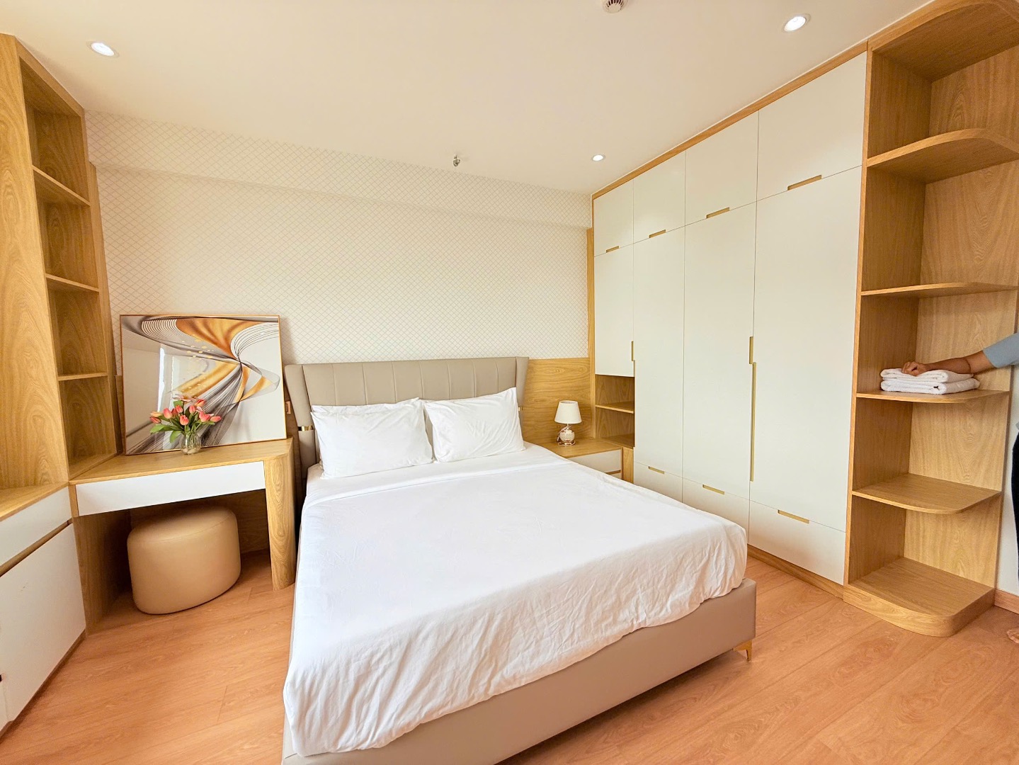 Cho thuê penthouse 4PN Nam Phúc, nội thất sang trọng, ba mặt view sông cực đỉnh