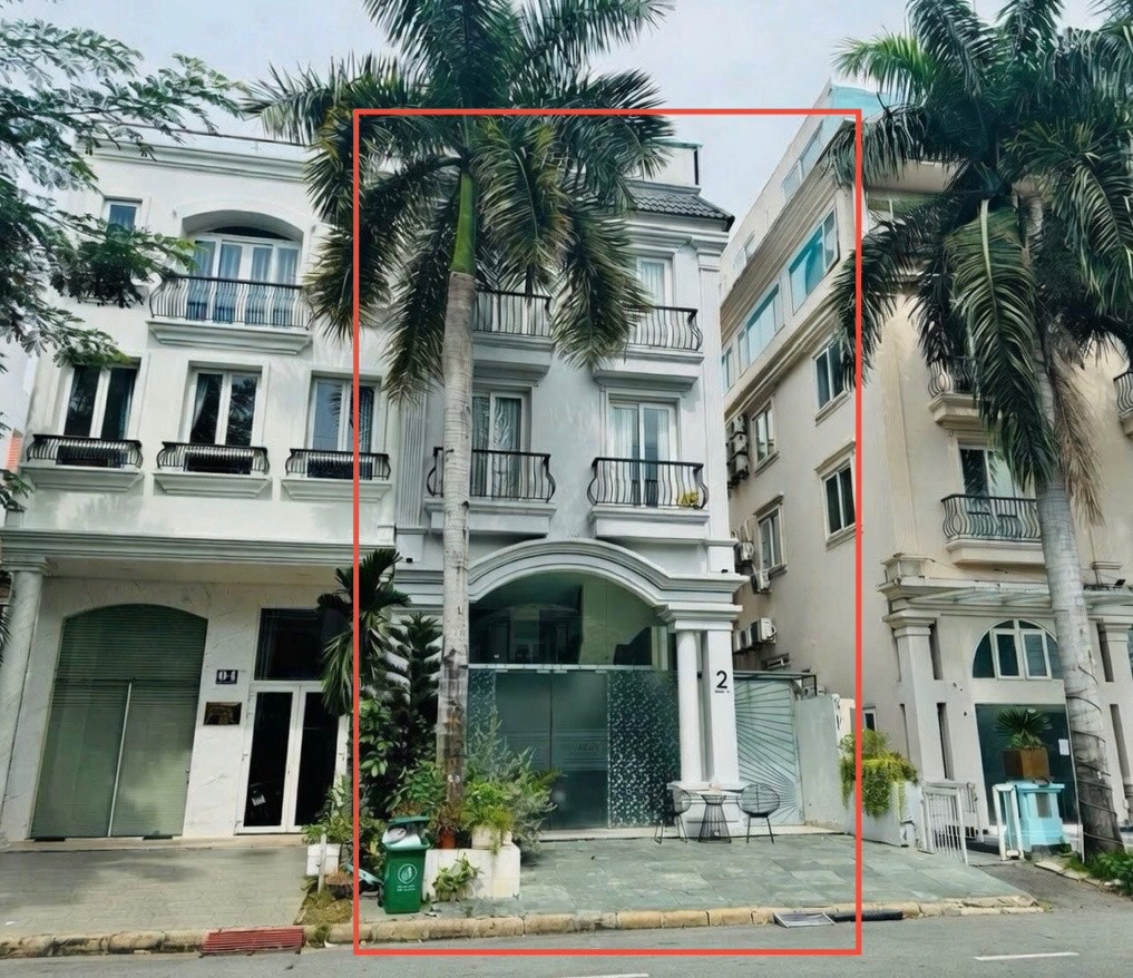 Nhà phố 4 phòng ngủ bán tại Nam Thông 3, Quận 7