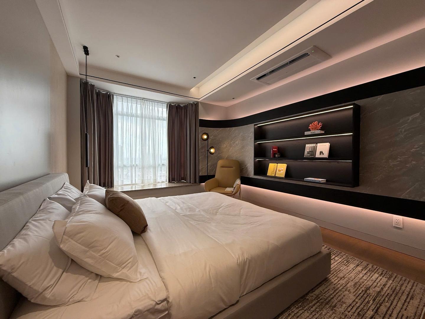 Bán căn hộ lầu cao Riverside Residence, Phú Mỹ Hưng