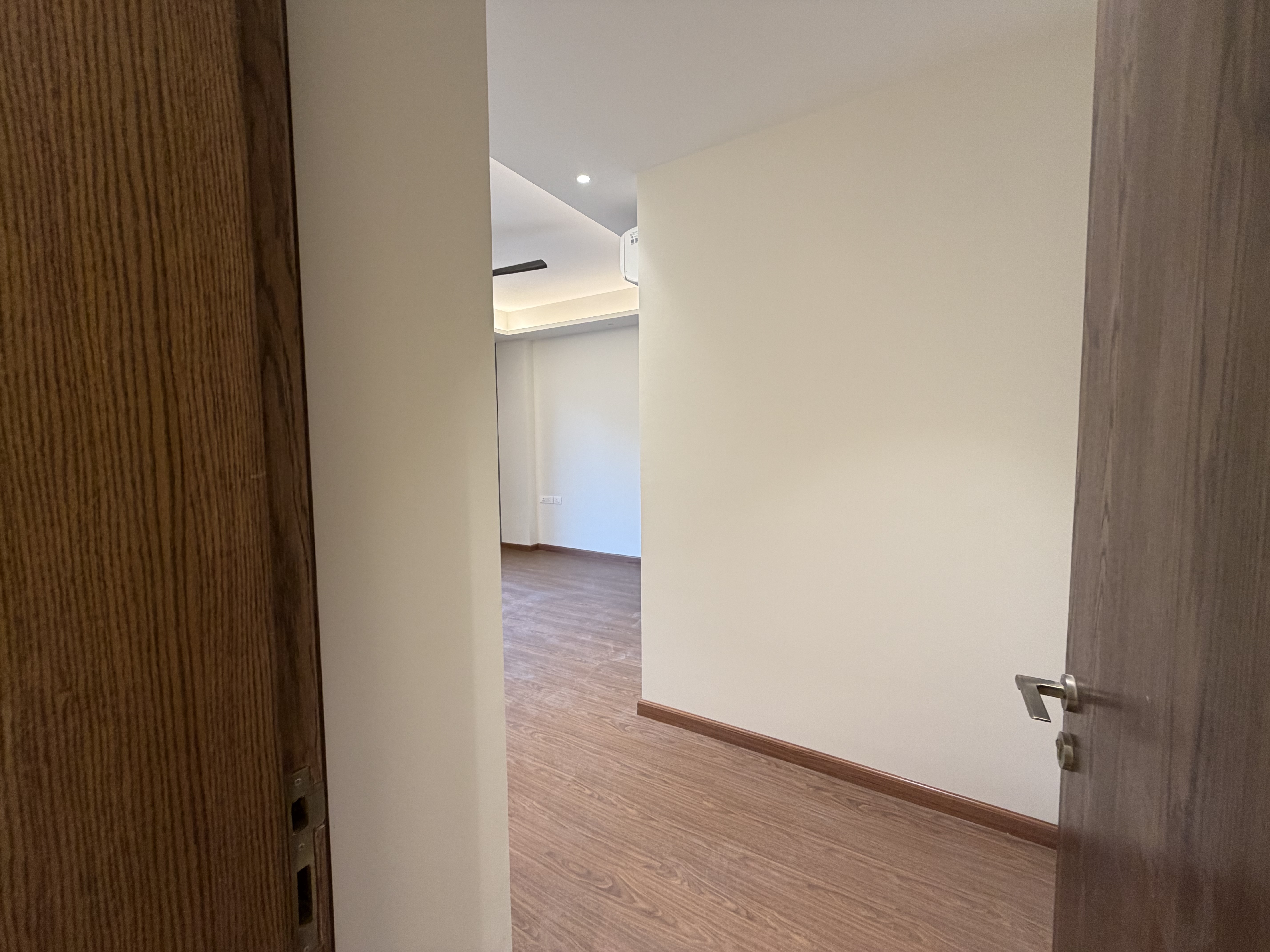 4 BHK Ultra Luxury And Spacious Builder Floor in Sector 46, Gurugram — photo 2 of 8