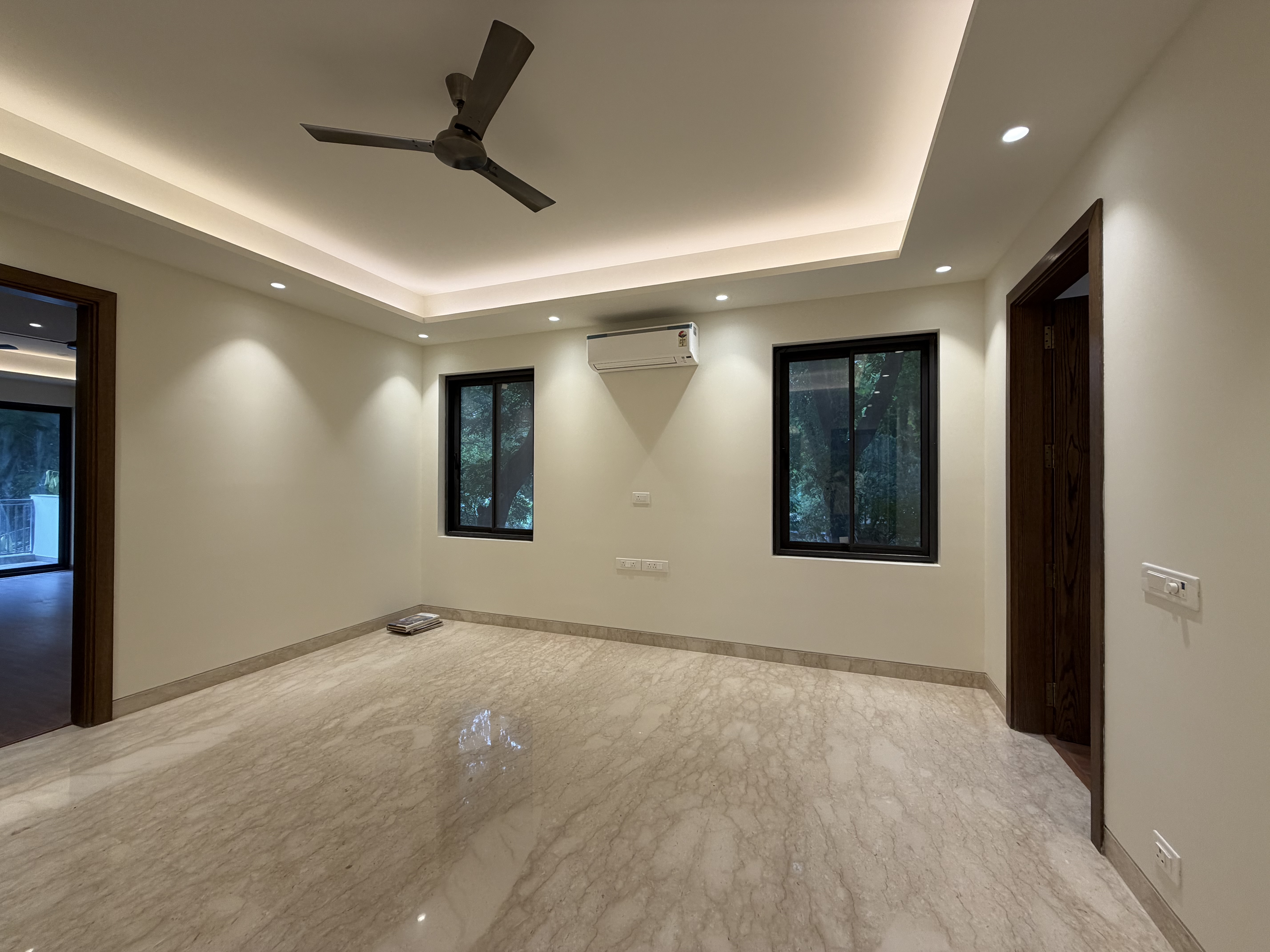 4 BHK Ultra Luxury And Spacious Builder Floor in Sector 46, Gurugram — photo 4 of 8