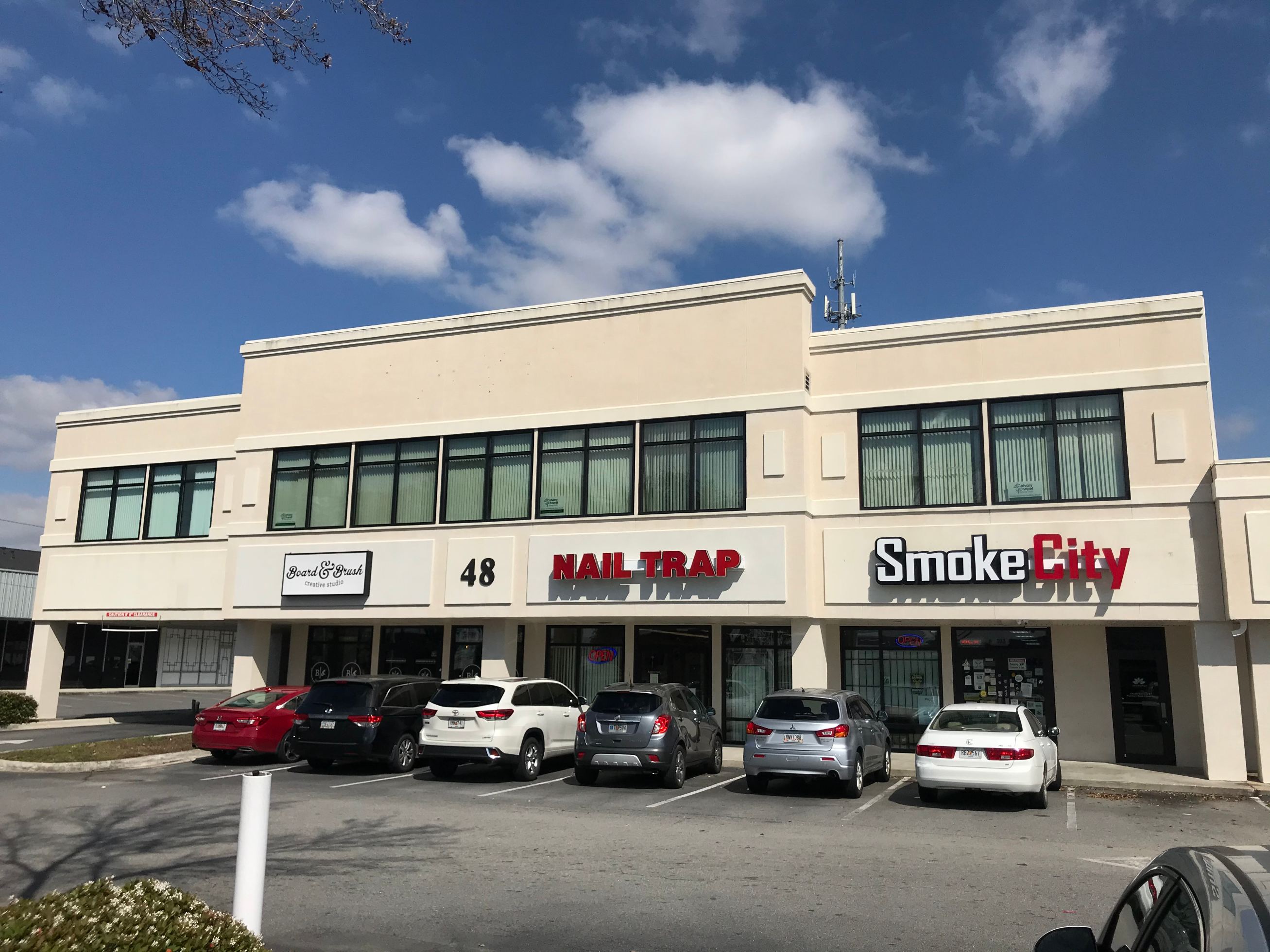 Parrott Plaza exterior — 42 West Montgomery Cross Road, Savannah, GA 31406