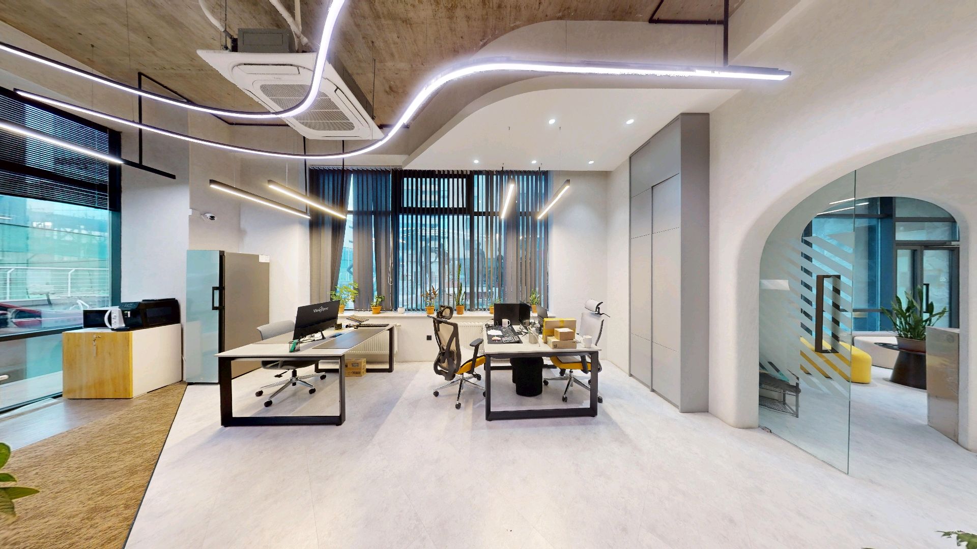 Image 12