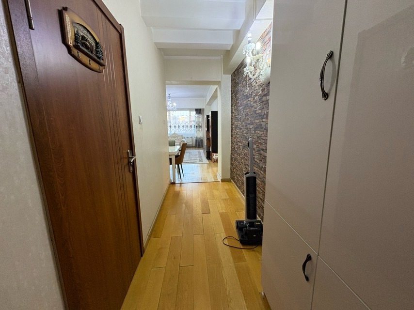 Image 12