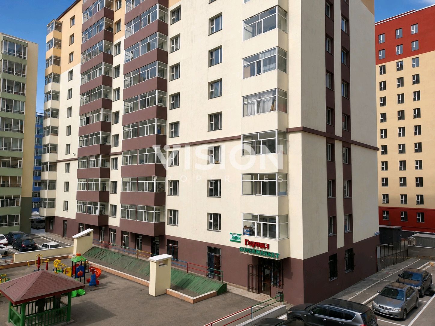 БЗД 14р хороо Өгөөмөр хотхоны 1 давхарт үйлчилгээ худалдана