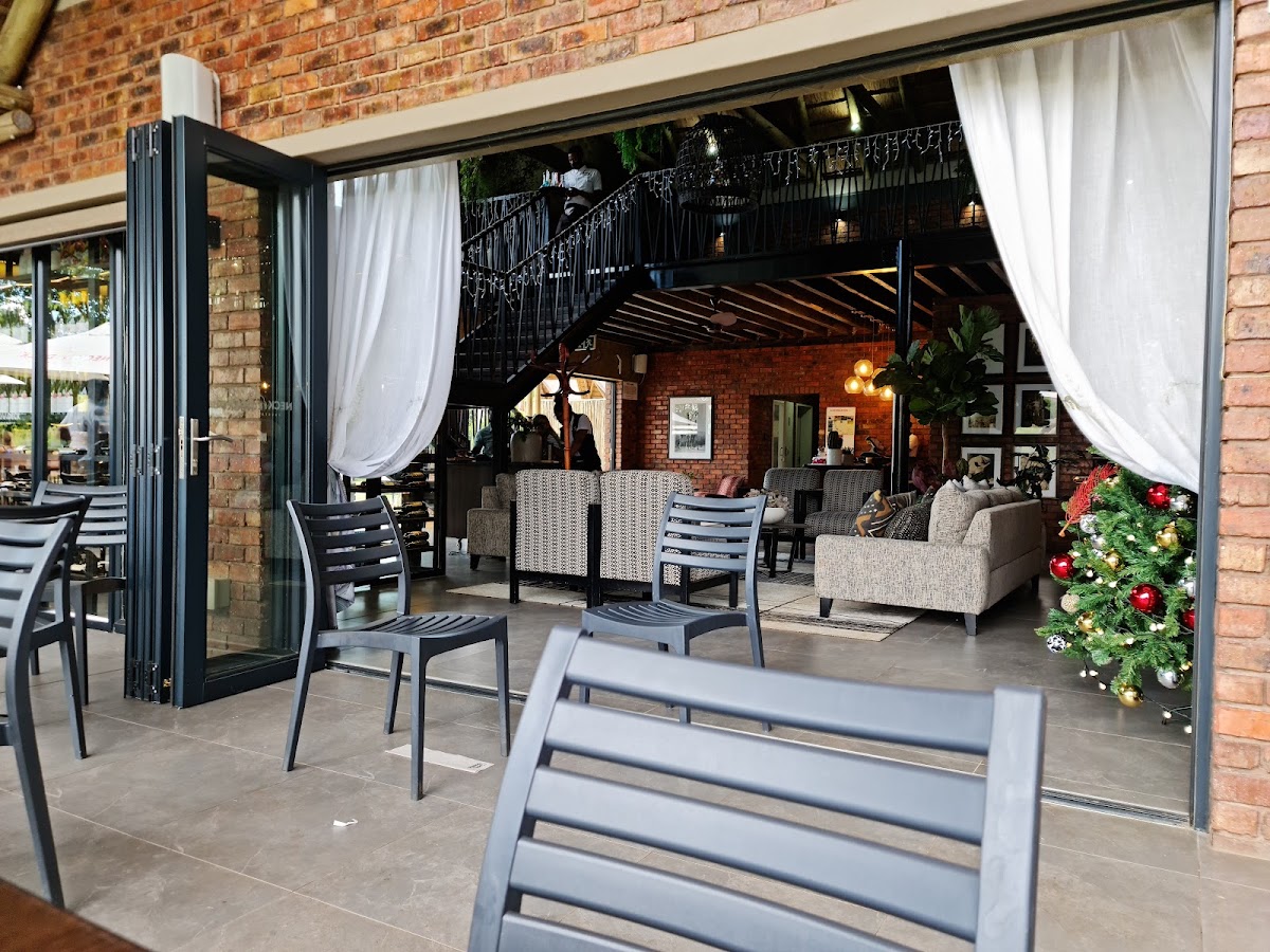 Neck & Deck Restaurant — photo 1