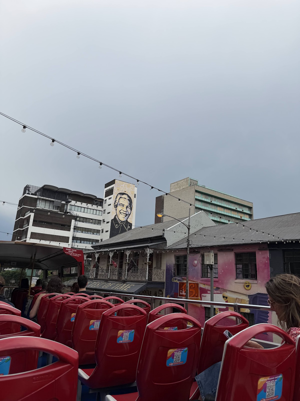 Red bus tour — photo 4