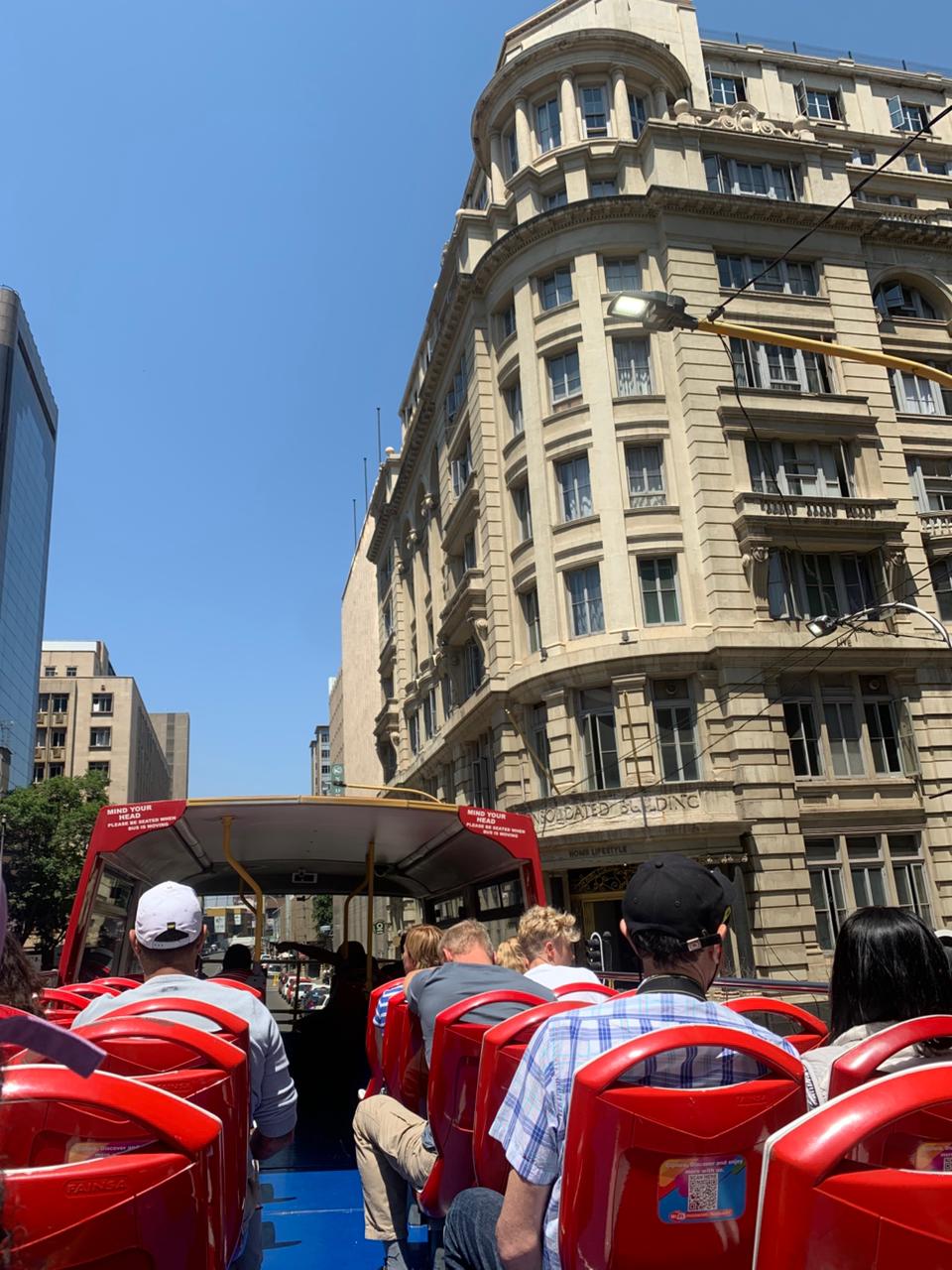 Red bus tour — photo 5