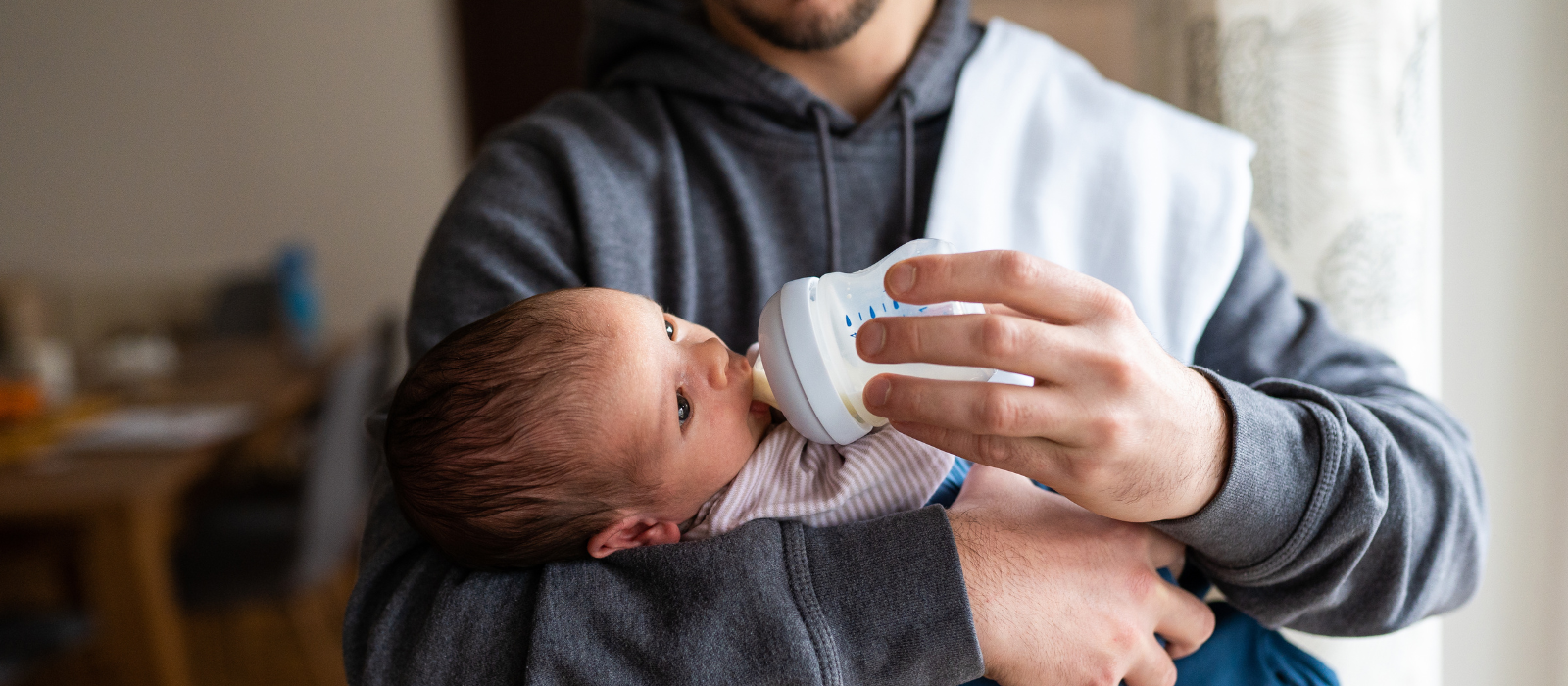 How do I know if my baby is hungry, or full? - Little Ones
