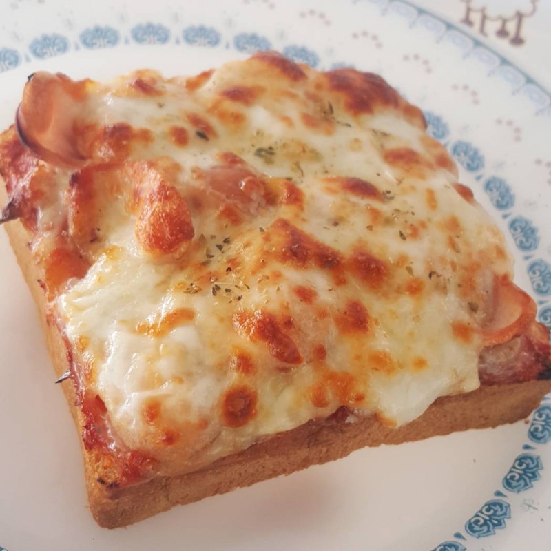 พิซซ่าโทสต์