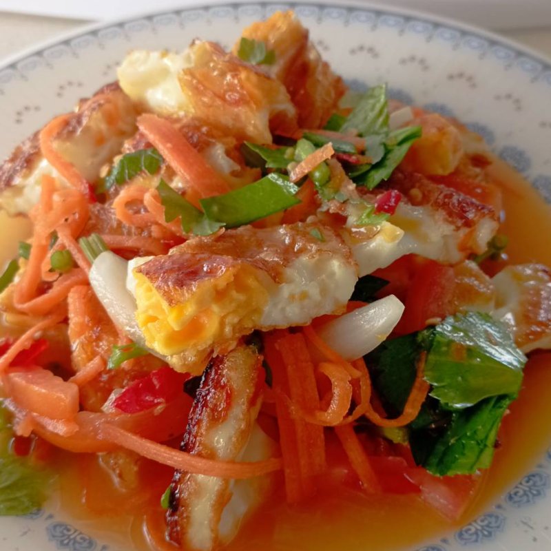 ยำไข่ดาว