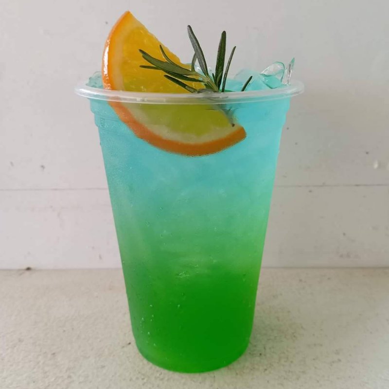 น้ำโซดาทูโทน