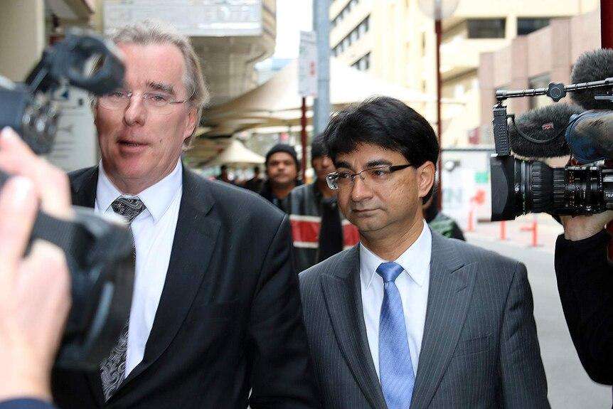 Perth Billionaire Laurence Escalante Granted Relaxed Bail Conditions for Sydney Trip - Sydney, NSW
