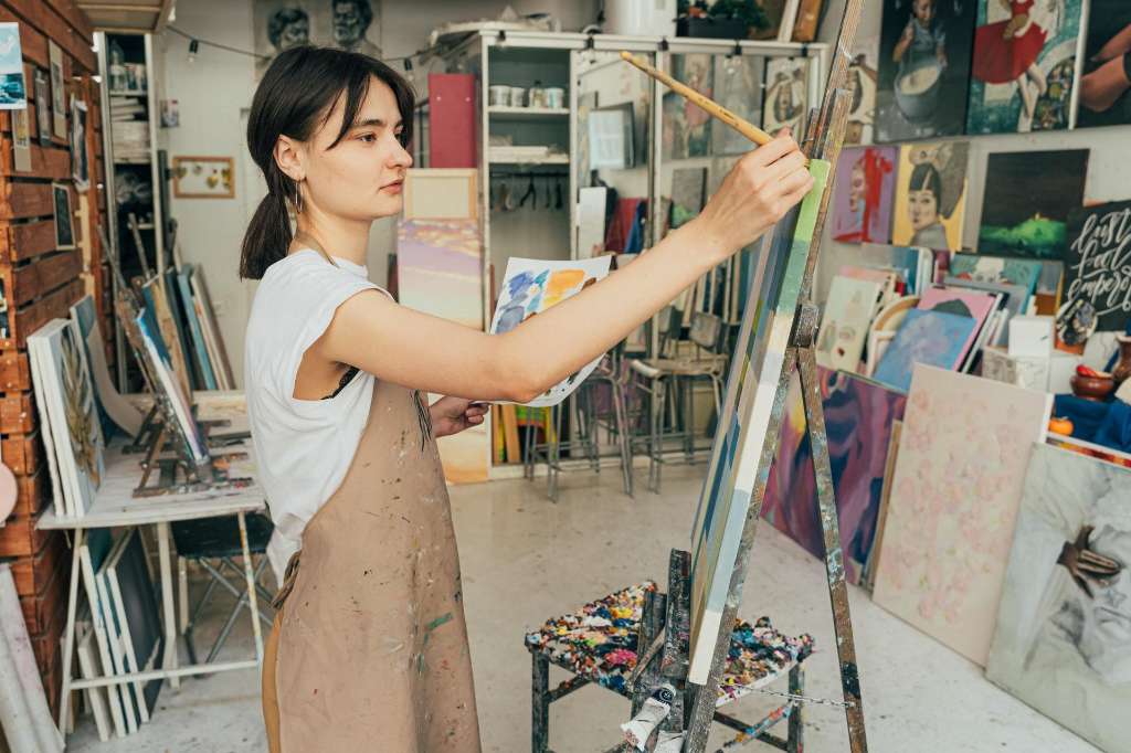 Award-winning artist Jane Allan accused of copying a second artwork