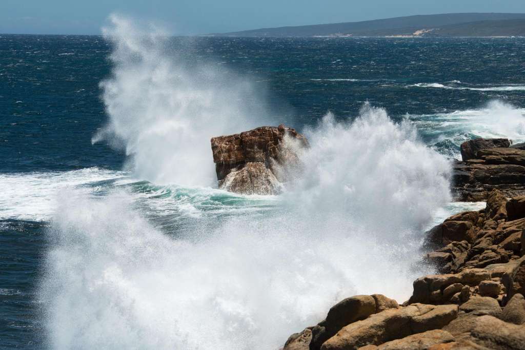 BOM issues damaging wind warning for Busselton, Dunsborough and Margaret River