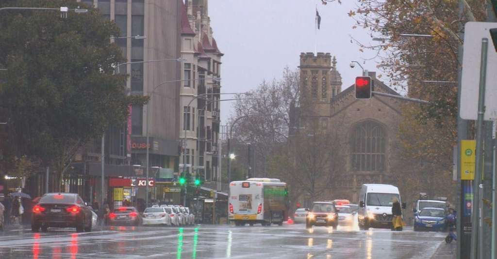 South Australia braces for wet and windy start to July as cold front moves in - Adelaide, South Australia
