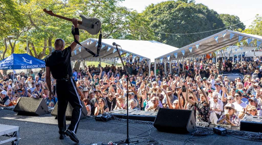 Flamenco guitarist Al Davies to bring Spanish-inspired music to Childers Festival
