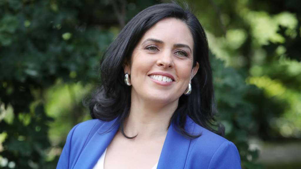 Moira Deeming launches Supreme Court action as Victorian Liberal showdown is postponed