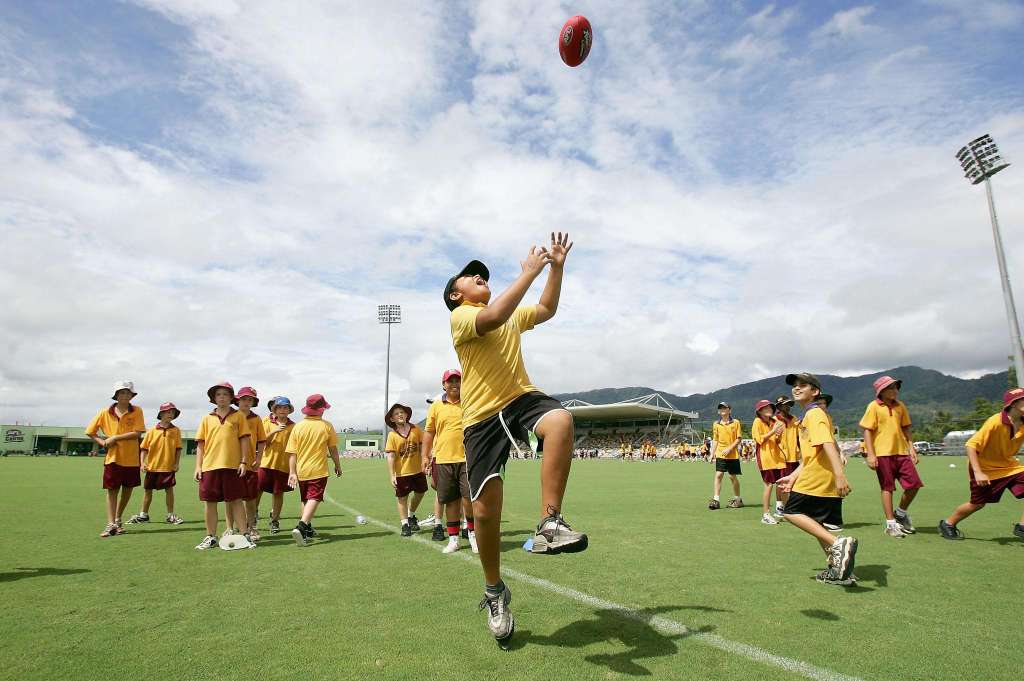 Far North Queensland footballers chasing AFL dreams despite lack of elite pathway