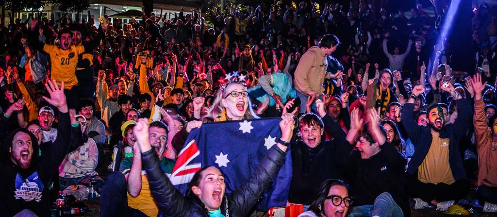 Thousands gather across Australia to back Socceroos despite heartbreaking World Cup exit - Melbourne, Victoria