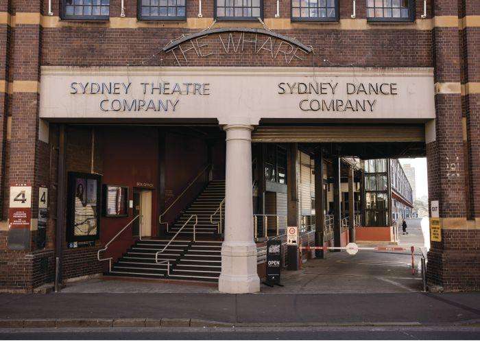 New play Bennelong in London challenges long-held views of Australian history - Sydney, NSW