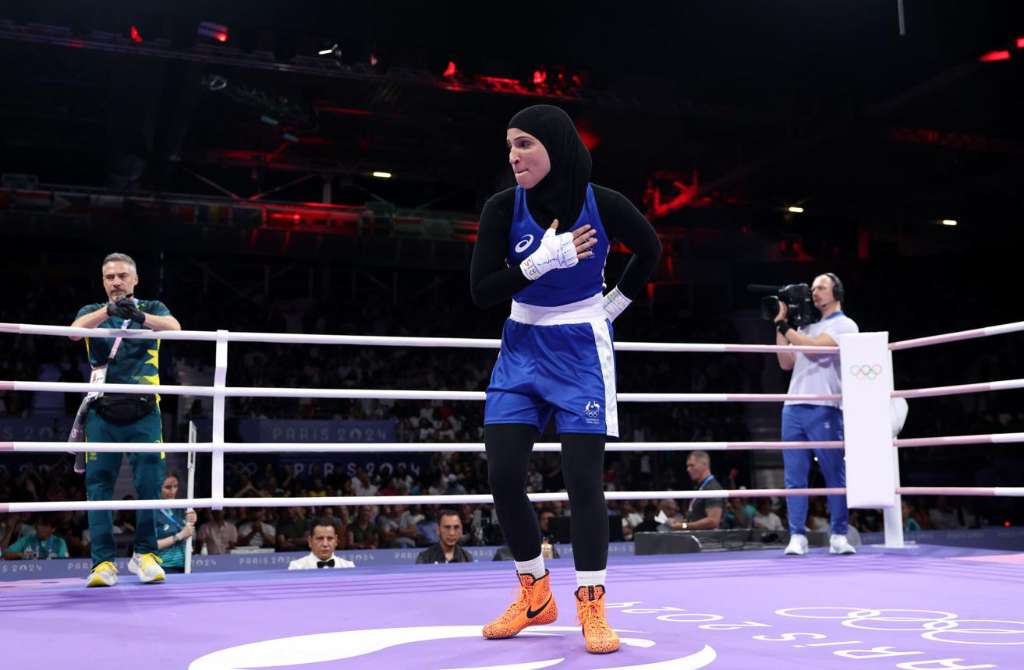 Tina Rahimi Begins New Chapter With Professional Boxing Debut After Olympic Journey