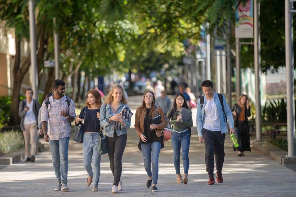 Central Queensland University to Repay More Than $1.3 Million After Staff Underpayments