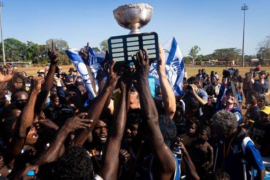 PM Anthony Albanese Supports Future Northern Territory AFL Team Bid