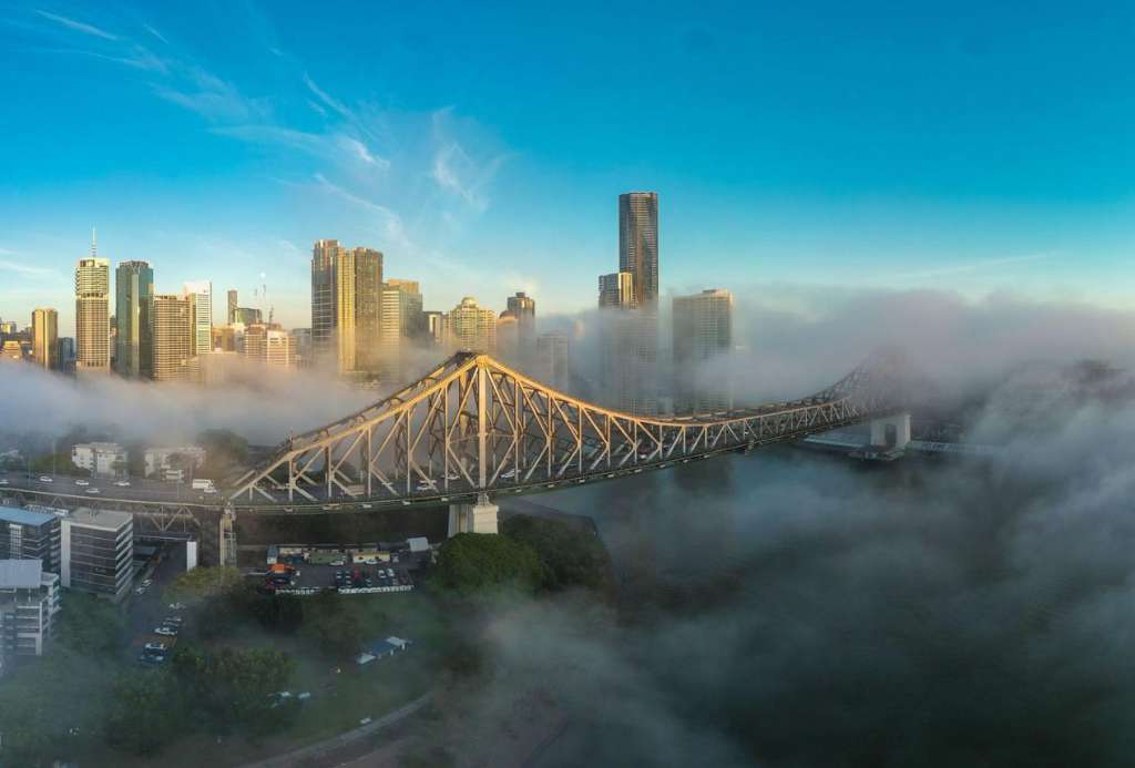 Flights Diverted and Drivers Warned as Dense Fog Covers Brisbane