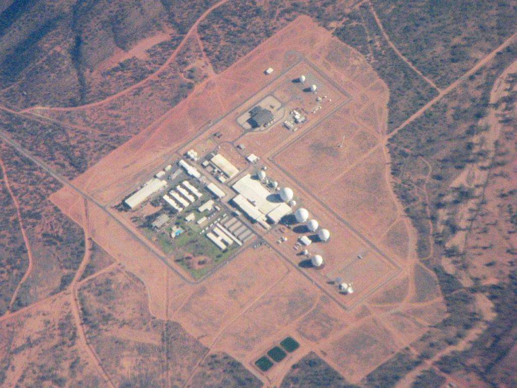 Pine Gap protest criticised by Aboriginal corporation over lack of consultation with traditional owners