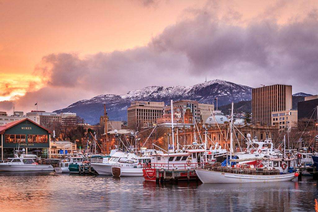 40 years since Hobart’s historic snowstorm blanketed the city from mountain to sea level
