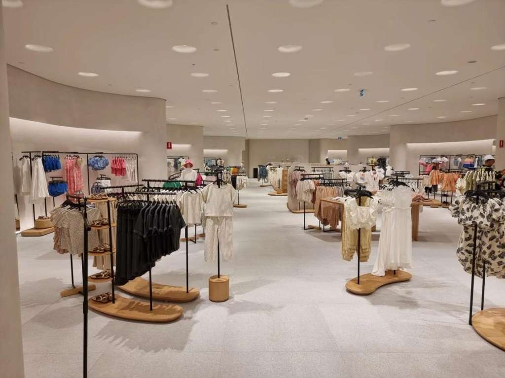 Zara criticised over strict food and drink policy at Karrinyup Shopping Centre store
