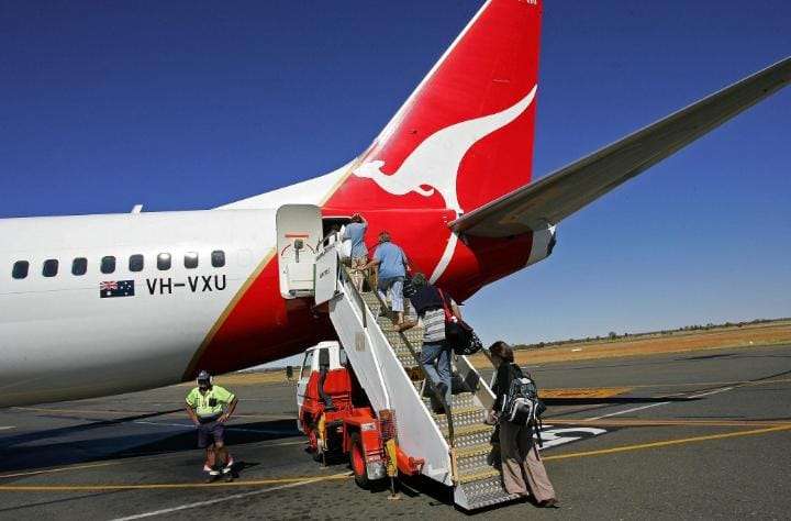 Qantas to Meet Alice Springs Council Over Axed Melbourne Flight
