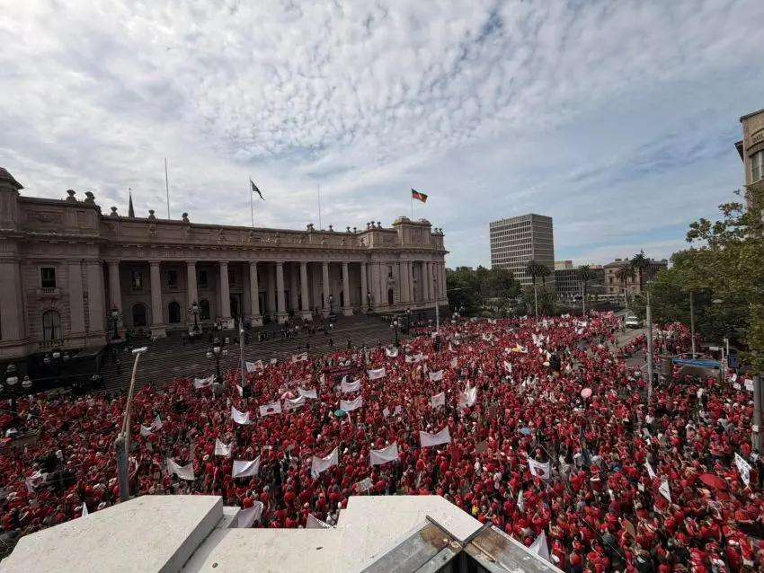 Victorian teachers announce third statewide strike over pay and school conditions