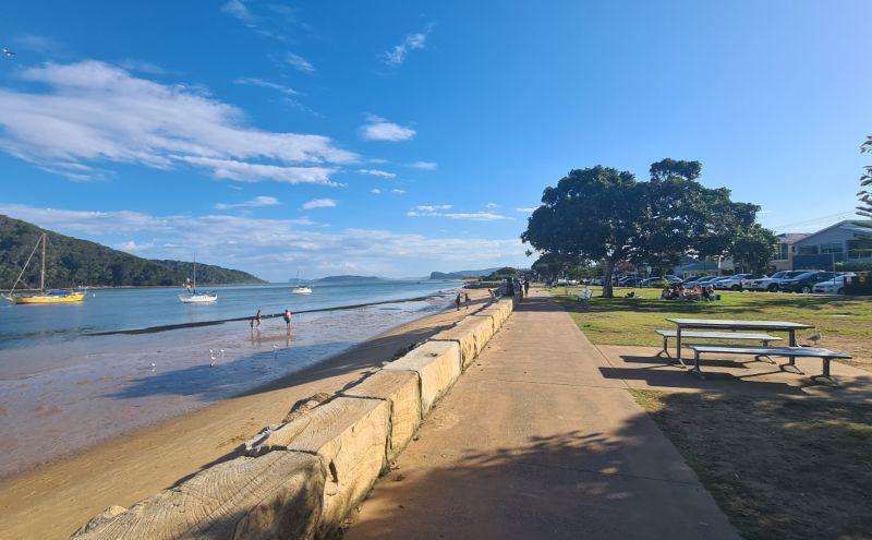 Concerns raised over Ettalong Beach foreshore condition