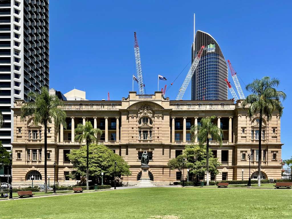 Queensland Appoints Justice Thomas Bradley as Next Governor - Brisbane, QLD