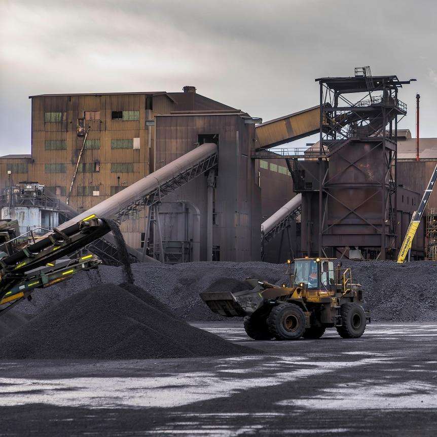Tasmania Government Reviews Future of Launceston Region Ore Stockpile