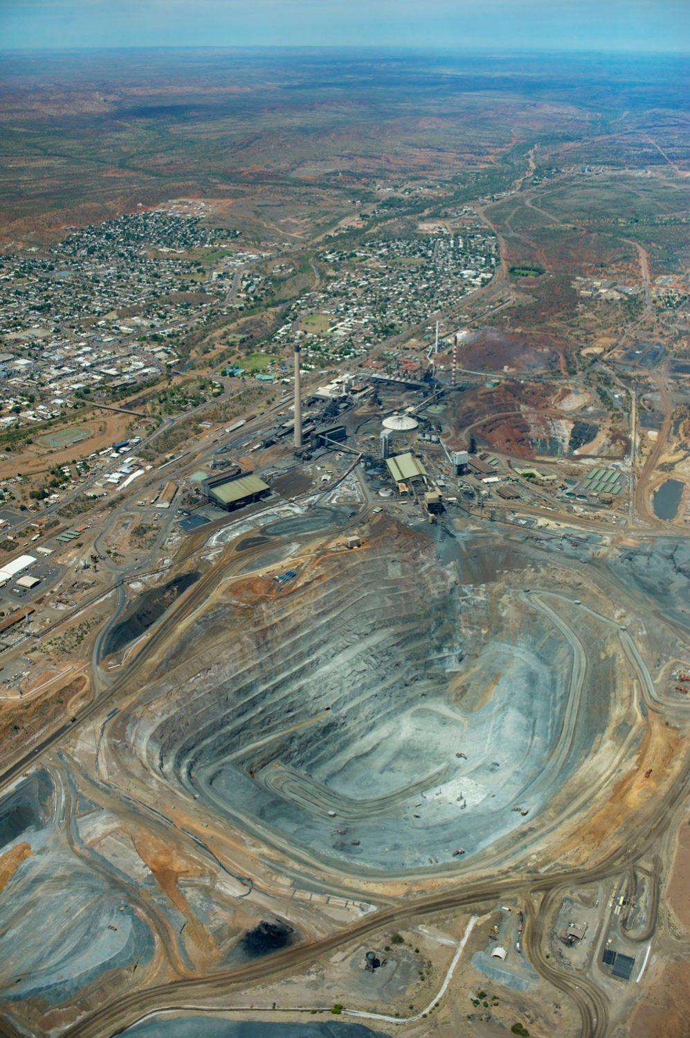 New Exploration Focus on Mount Isa Copper-Gold Potential
