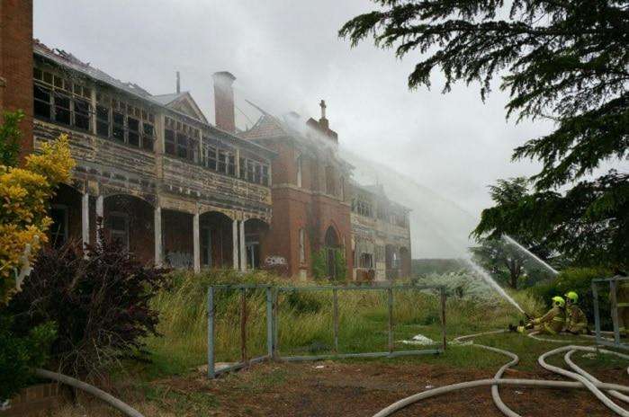 Historic Laggan Residence Destroyed by Fire - Goulburn, NSW