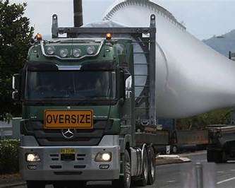 Wind Turbine Convoy Puts Growing Pressure on Dubbo’s Golden Highway