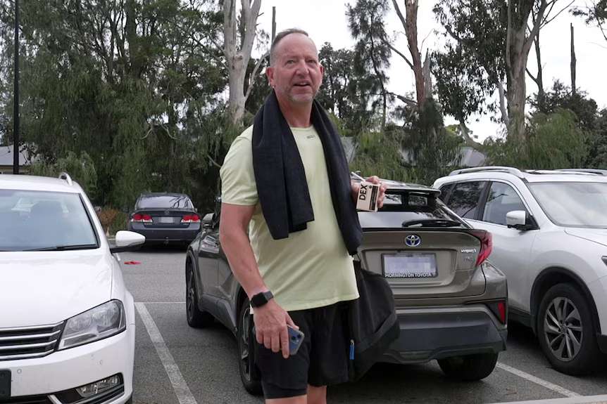 Police end investigation into former Melbourne gynaecologist Simon Gordon - Melbourne, VIC