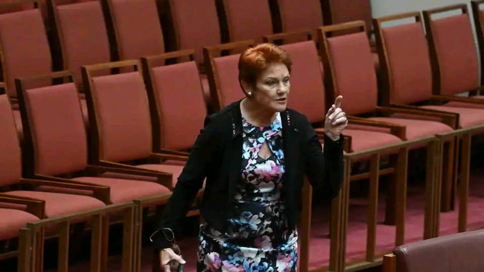 Pauline Hanson censured over remarks there are no 'good Muslims'